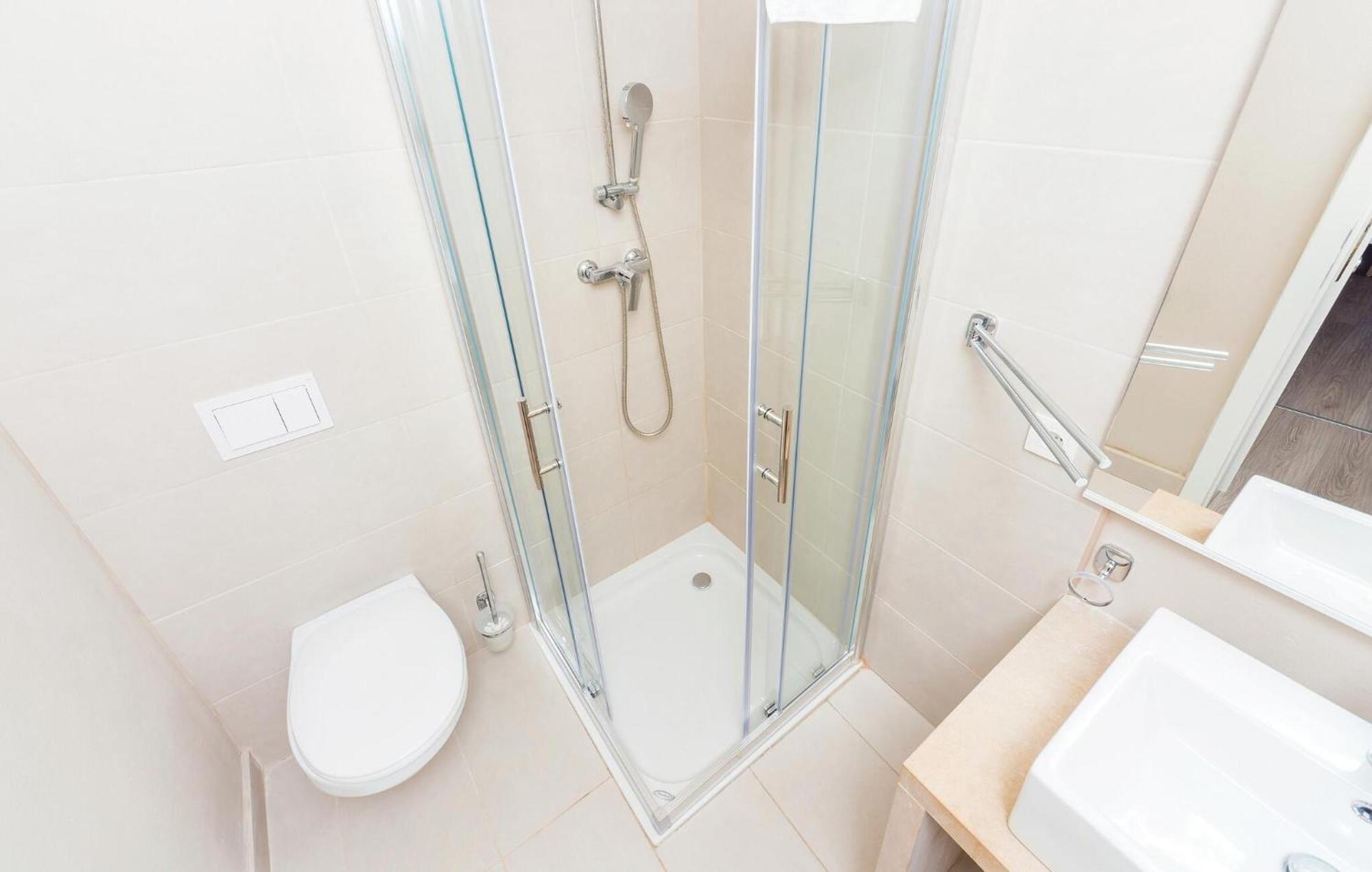 Pet Friendly Apartment In Povljana With Kitchen Zewnętrze zdjęcie